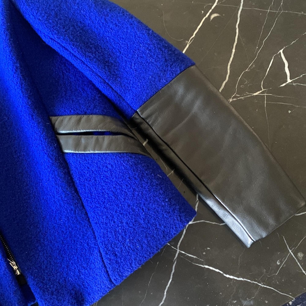 Bright blue blazer with leather detailing - Picture 2 of 5